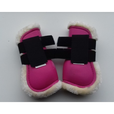 Tendon boots lined with imitation fur